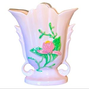 VTG Hull Pottery Magnolia Wildflower Deco Vase
